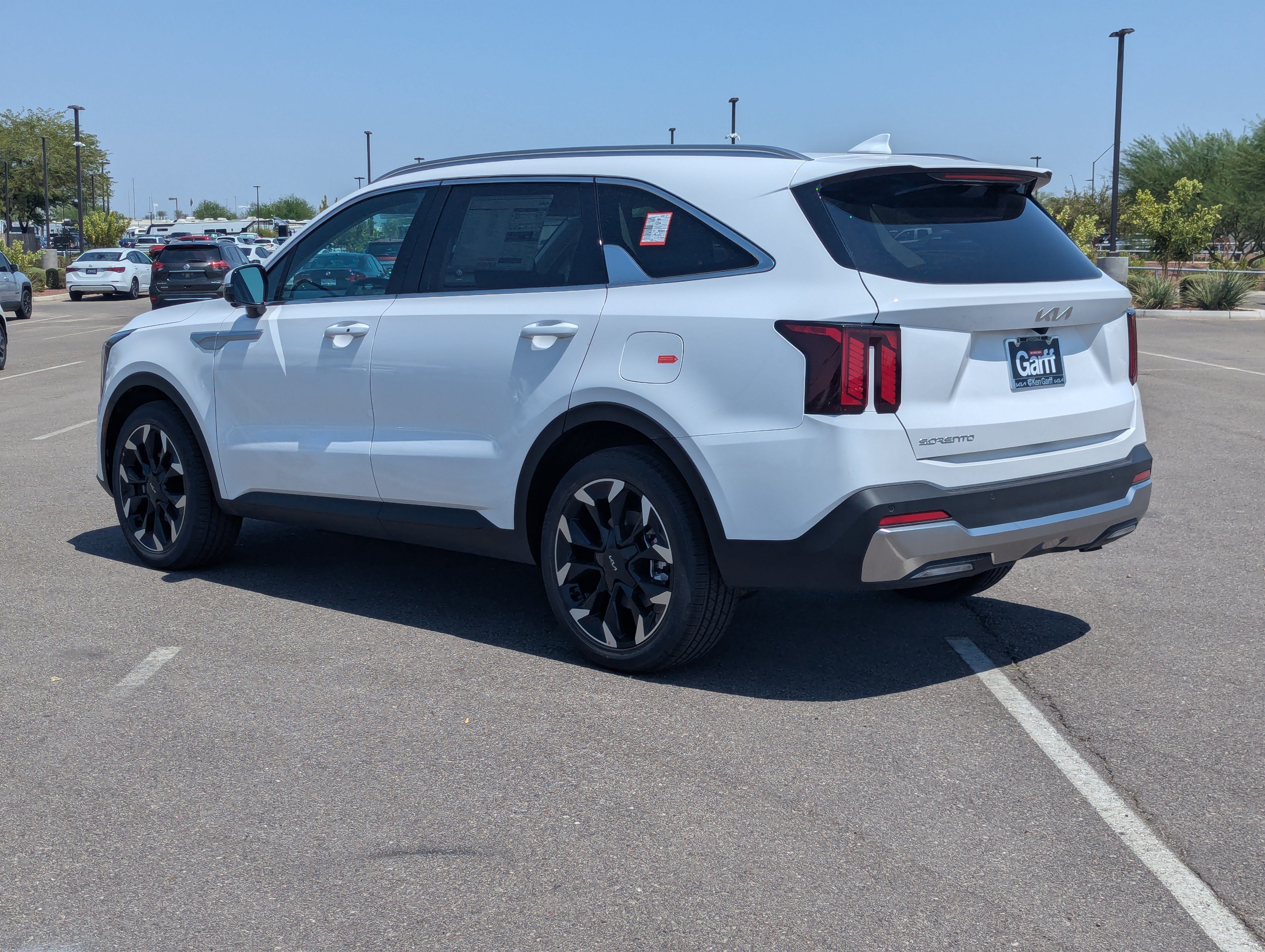New 2026 Kia Sorento SX FWD image 3