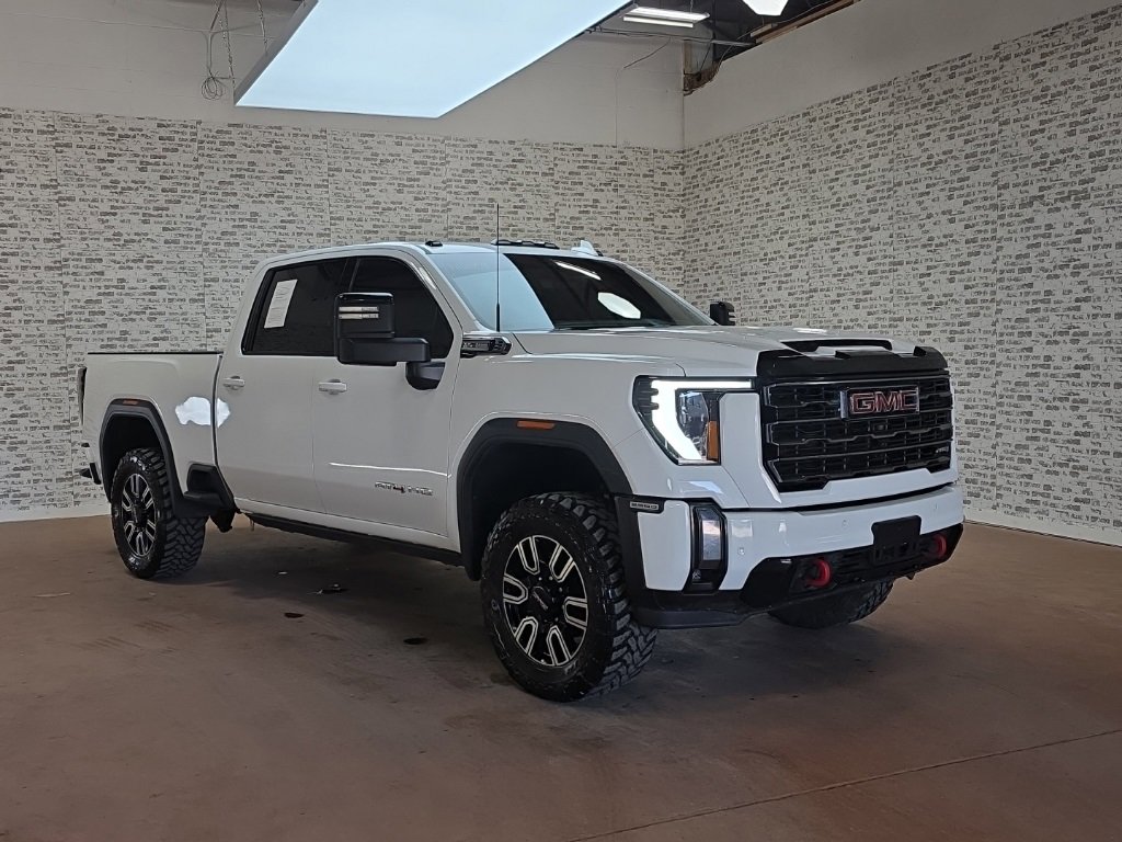 Used 2024 GMC Sierra 2500 AT4 w/ Technology Package video 1