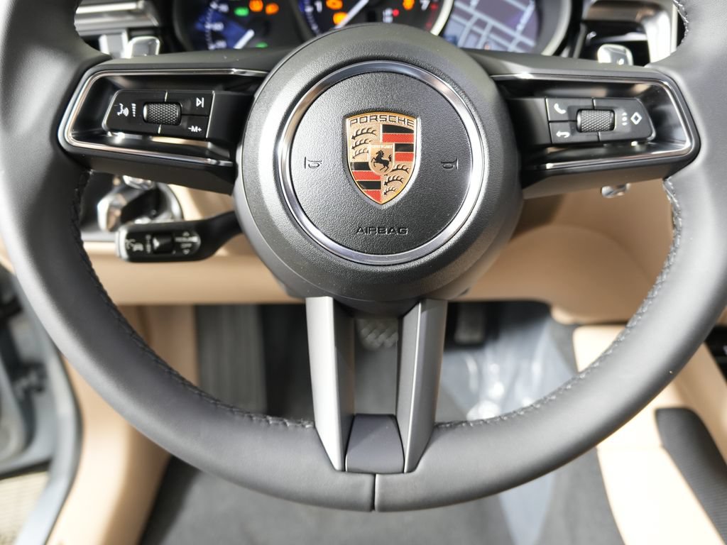 New 2026 Porsche Macan AWD/4WD image 21