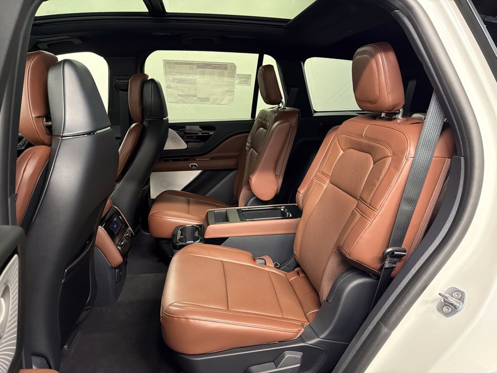 New 2027 Lincoln Aviator Reserve AWD/4WD image 34