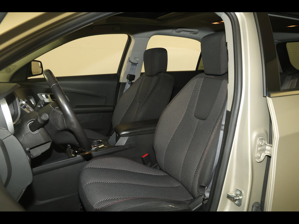 Used 2013 Chevrolet Equinox LT w/ Driver Convenience Package AWD/4WD image 17