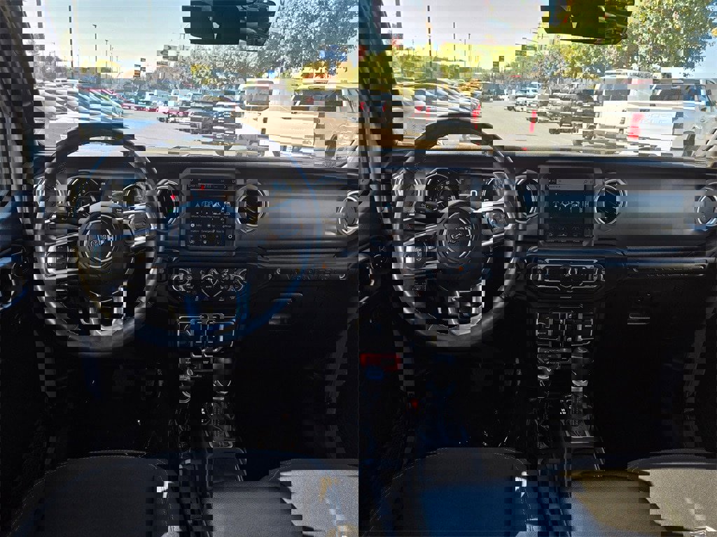 Used 2022 Jeep Wrangler Unlimited Rubicon 4xe w/ Cold Weather Group image 11