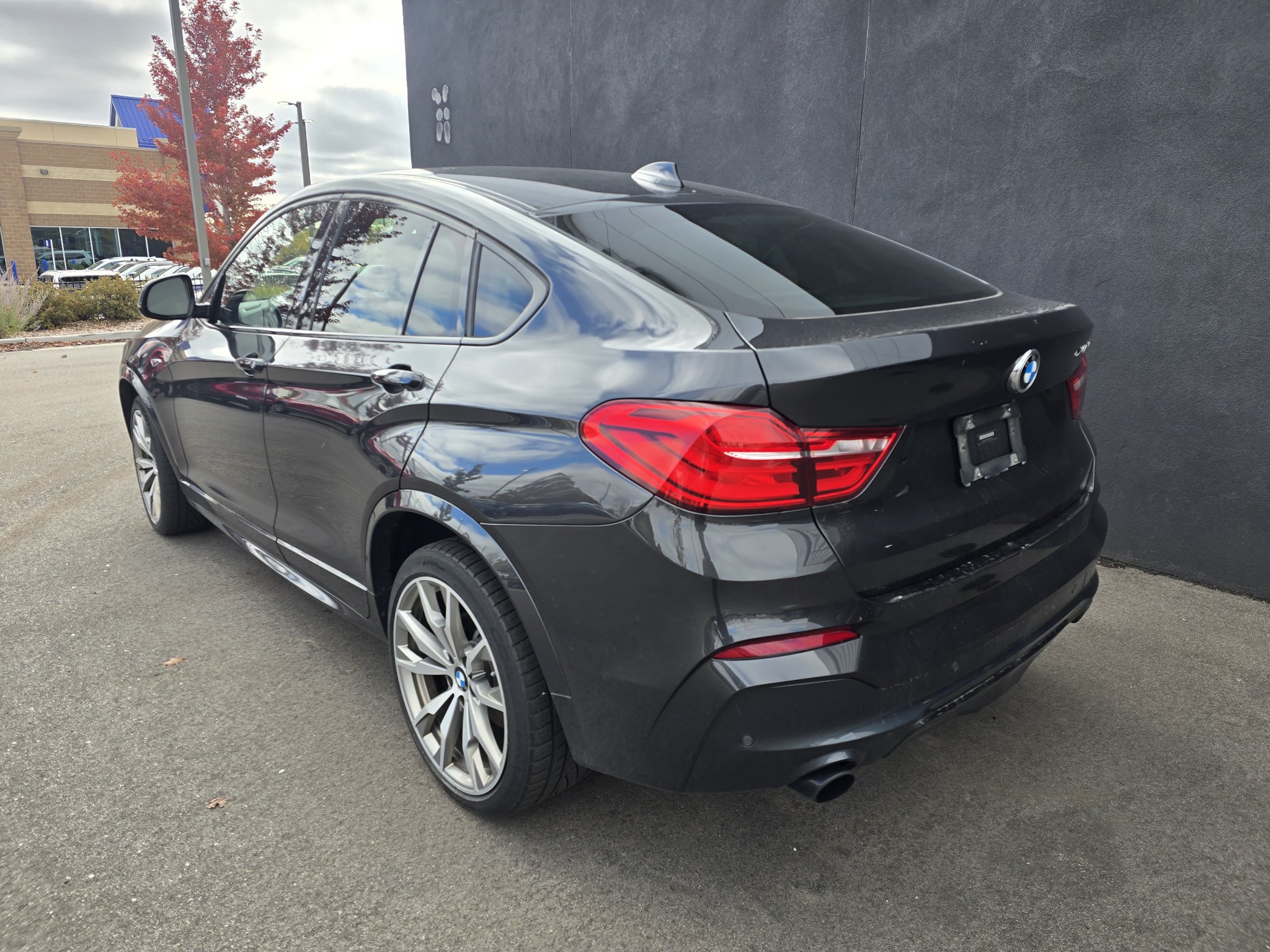 Used 2016 BMW X4 M40i AWD/4WD image 3