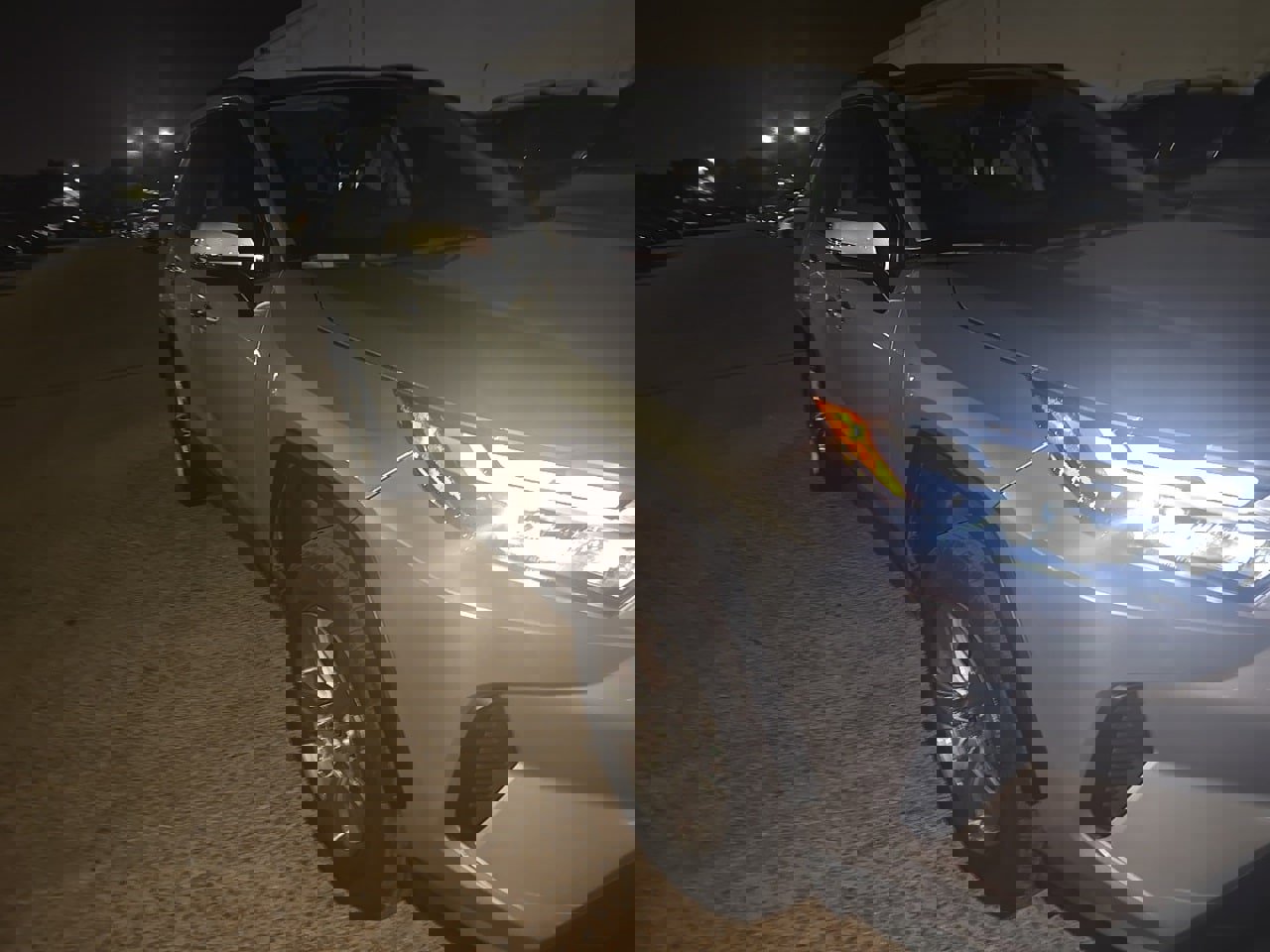 Used 2025 Toyota RAV4 XLE image 2