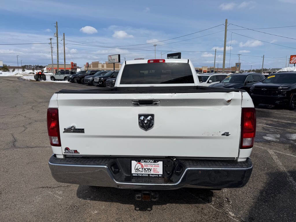 Used 2015 RAM 3500 Tradesman w/ Chrome Appearance Group image 4