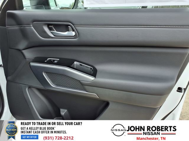 New 2026 Nissan Pathfinder SL image 22