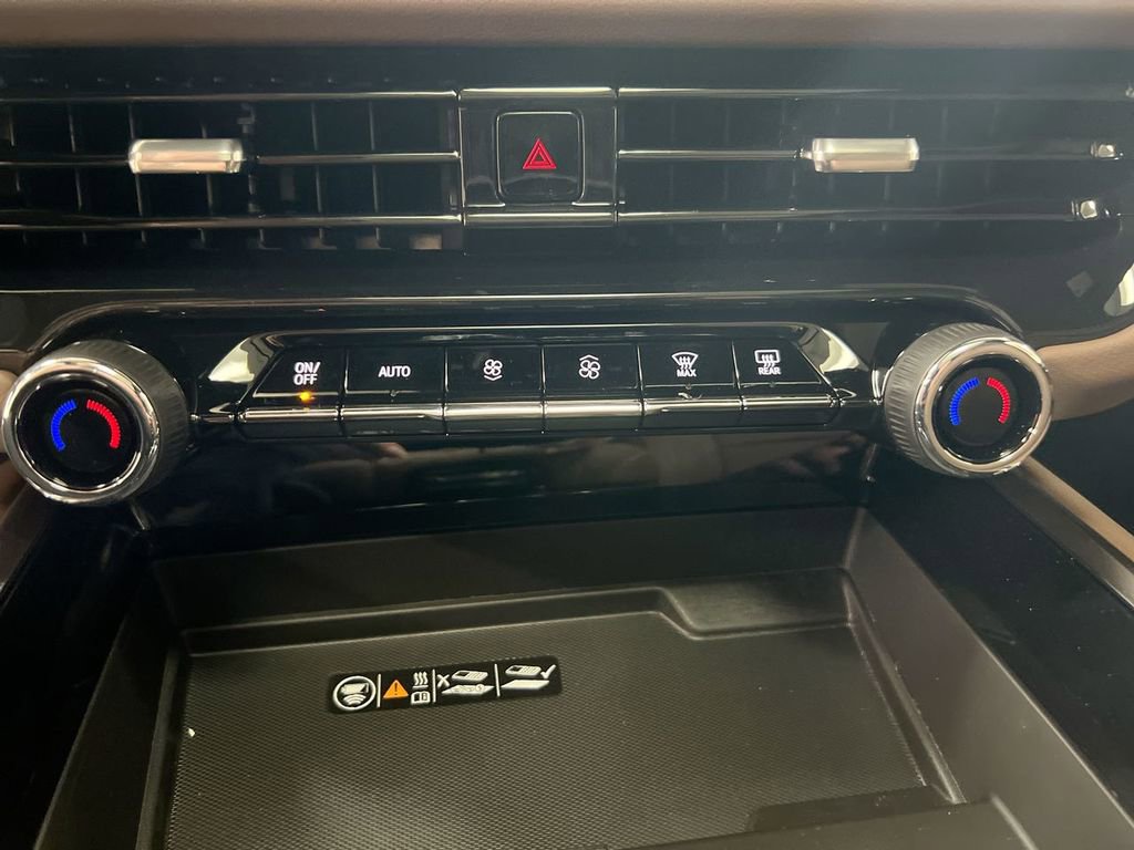 New 2026 Chevrolet Suburban High Country image 17