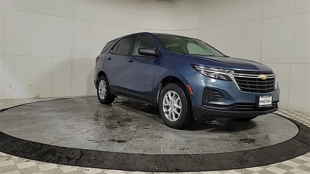 Certified 2024 Chevrolet Equinox LS w/ LS Convenience Package image 2