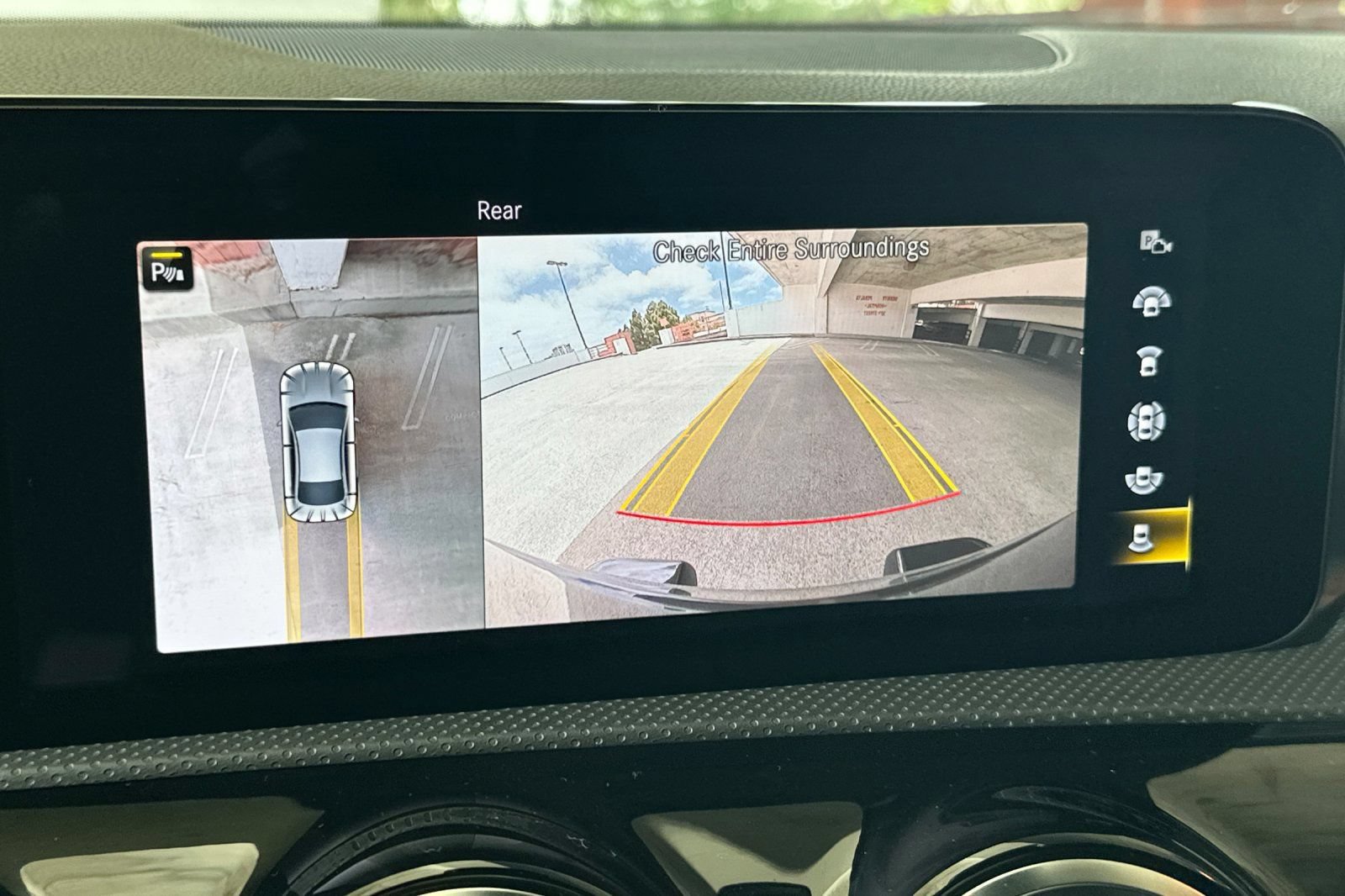 Certified 2023 Mercedes-Benz CLA 35 AMG 4MATIC image 25