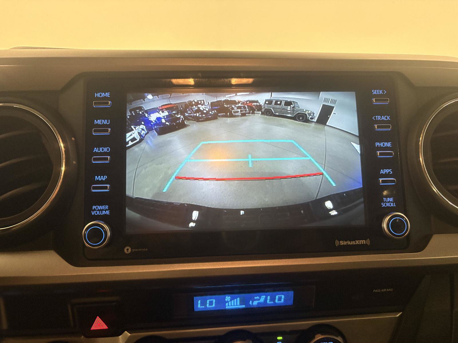 Used 2023 Toyota Tacoma SR5 AWD/4WD image 22