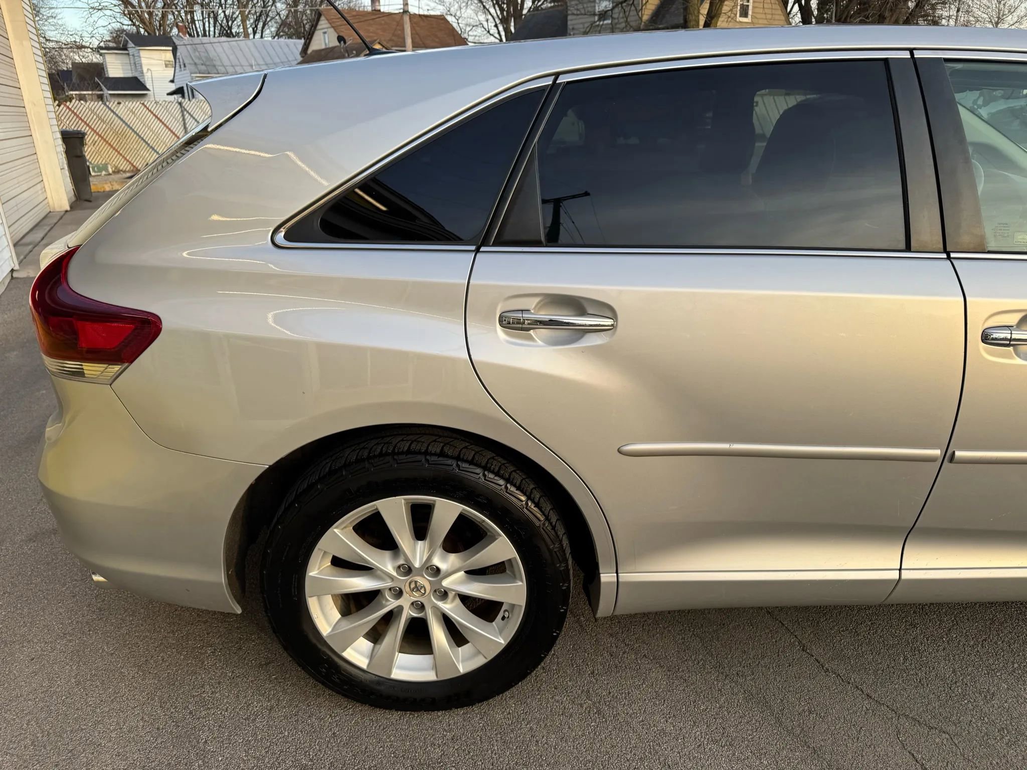 Used 2013 Toyota Venza XLE AWD/4WD image 10