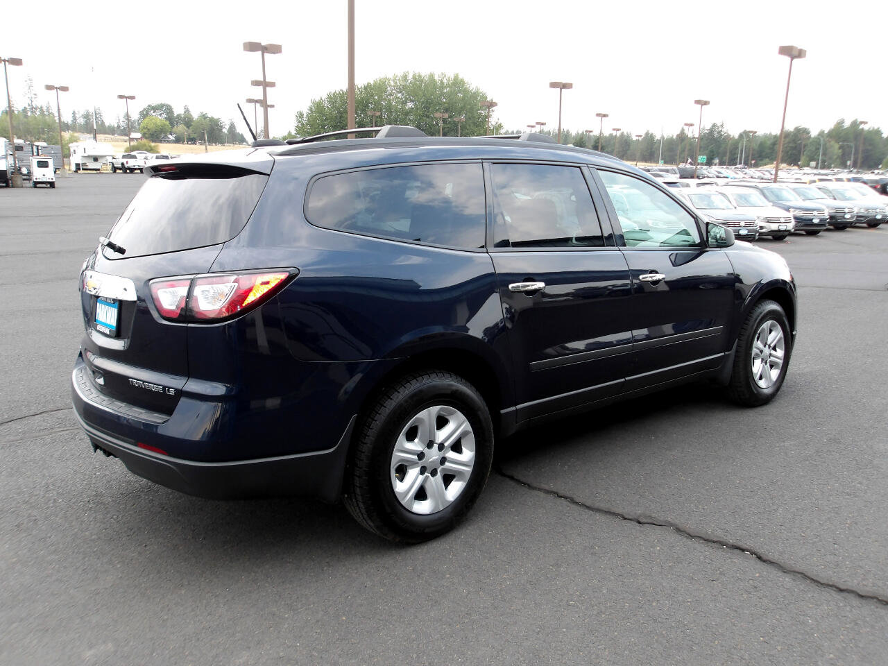 Used 2016 Chevrolet Traverse LS image 5