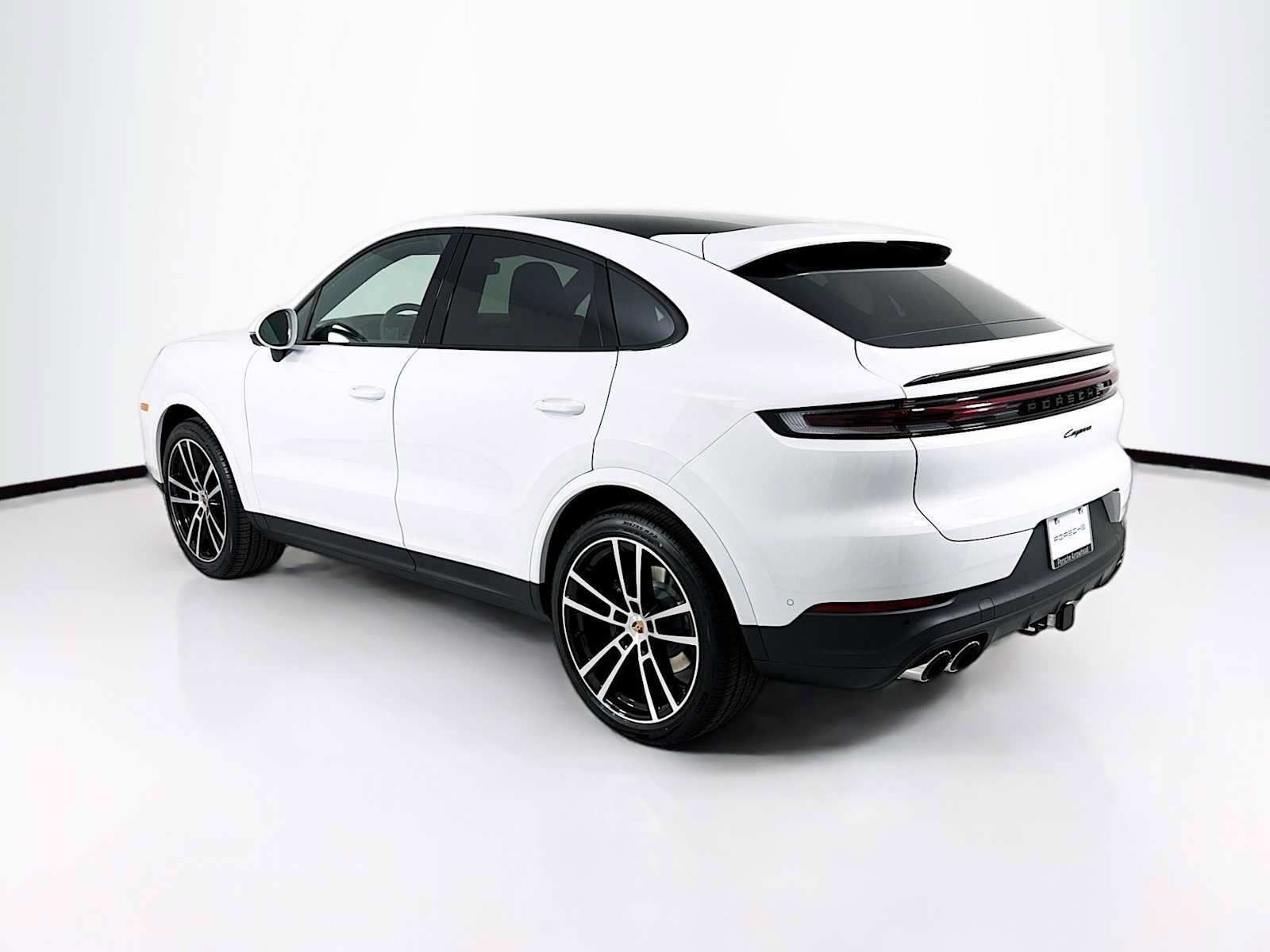 New 2026 Porsche Cayenne Coupe AWD/4WD image 3
