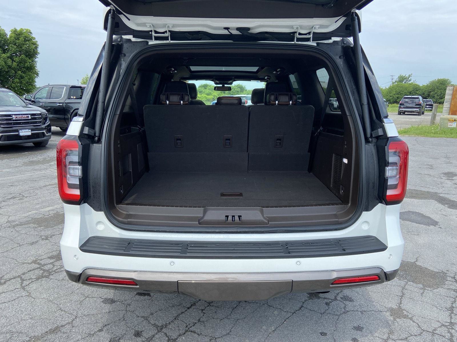 Used 2024 Ford Expedition Max King Ranch AWD/4WD image 11