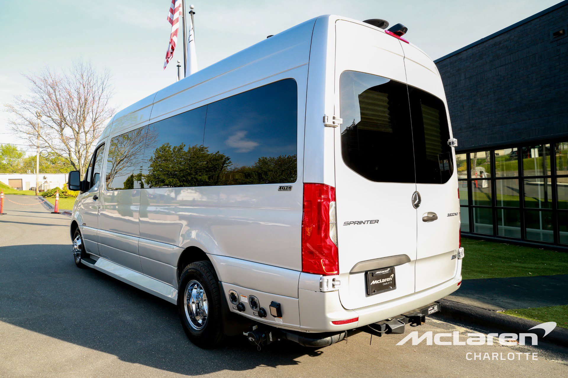 Used 2021 Mercedes-Benz Sprinter 3500 image 6