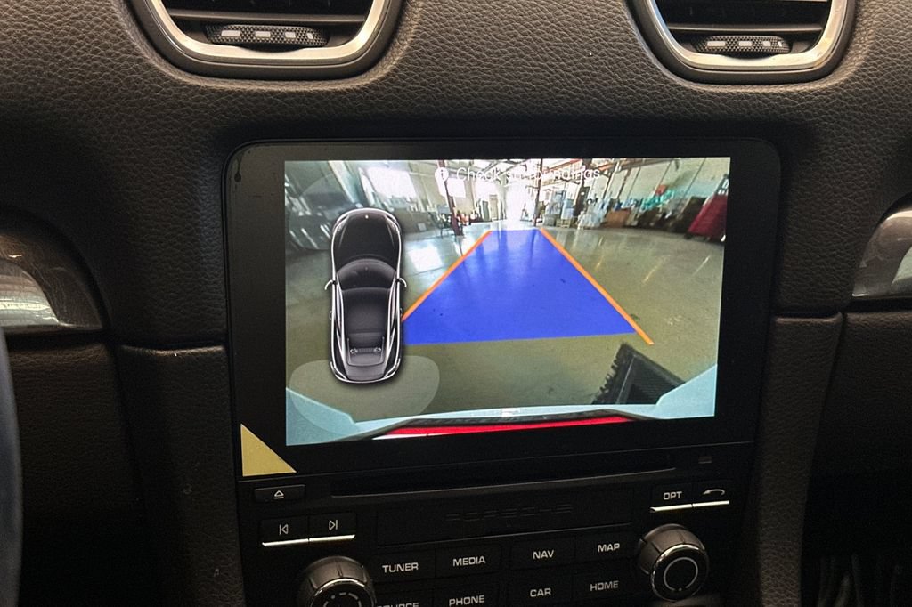Used 2022 Porsche 718 Cayman RWD image 16