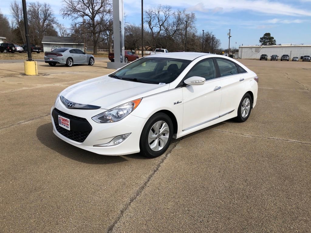 Used 2014 Hyundai Sonata Hybrid image 3