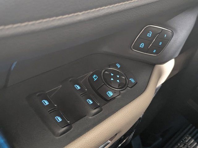 Used 2024 Ford Expedition Max Limited image 19