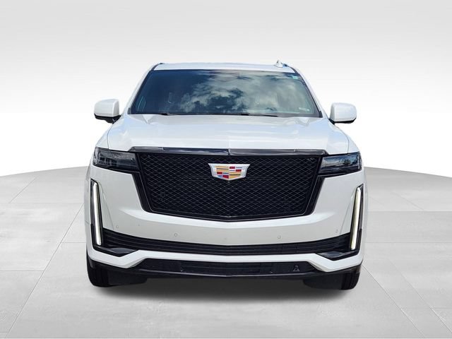 Used 2023 Cadillac Escalade Sport Platinum w/ Heavy-Duty Trailer Package AWD/4WD image 8