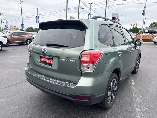 Used 2018 Subaru Forester 2.5i Premium w/ All-Weather Package AWD/4WD image 5