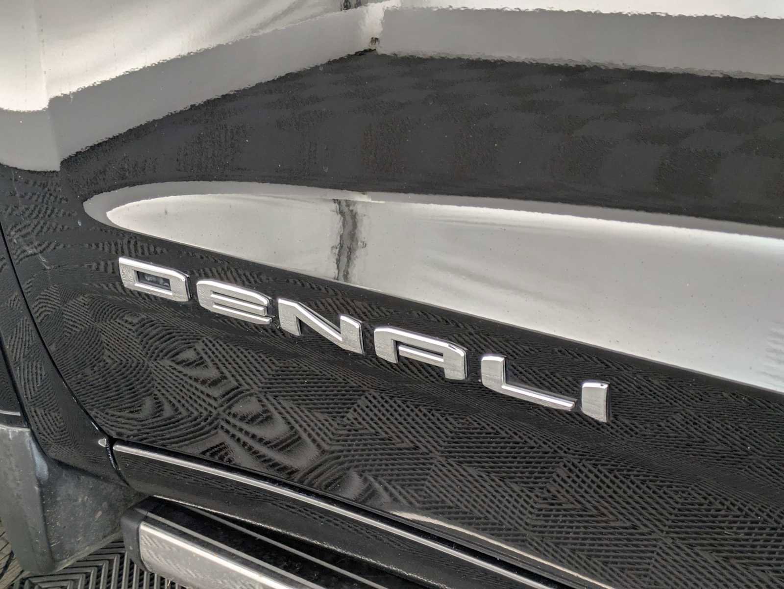 Used 2024 GMC Sierra 1500 Denali Ultimate AWD/4WD image 11