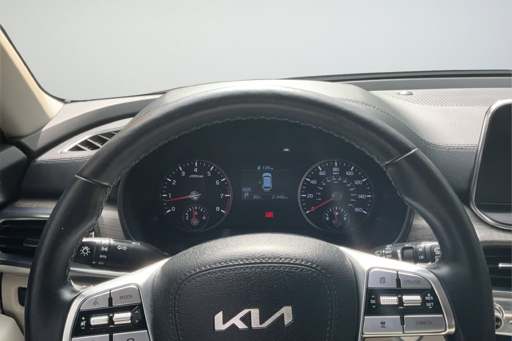 Used 2022 Kia Telluride EX w/ EX Premium Package AWD/4WD image 13