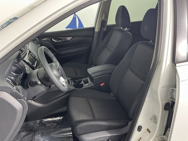 Used 2018 Nissan Rogue SV image 7