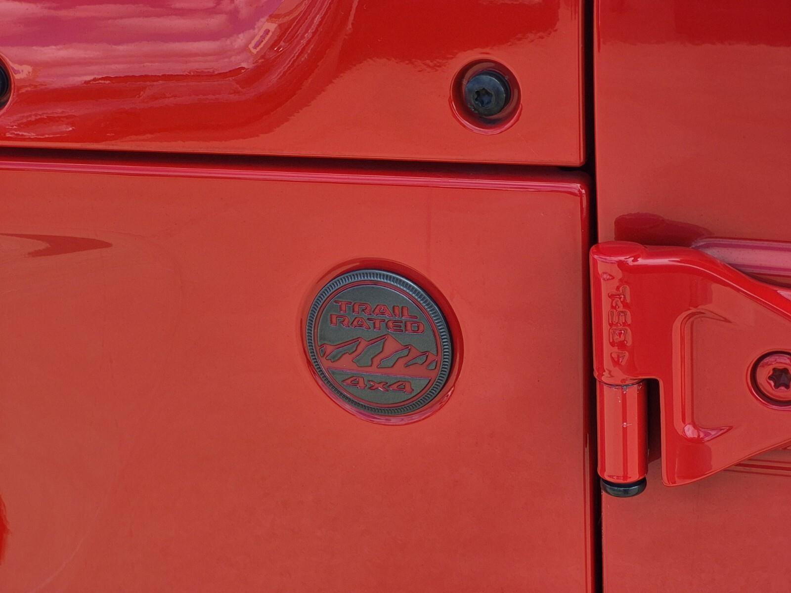 Used 2021 Jeep Wrangler Rubicon AWD/4WD image 10