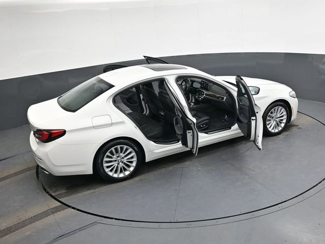 Used 2023 BMW 530i w/ Convenience Package image 42