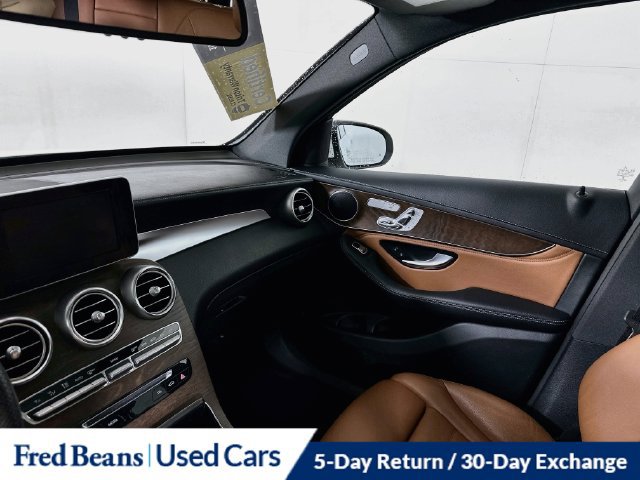 Used 2019 Mercedes-Benz GLC 300 4MATIC image 28