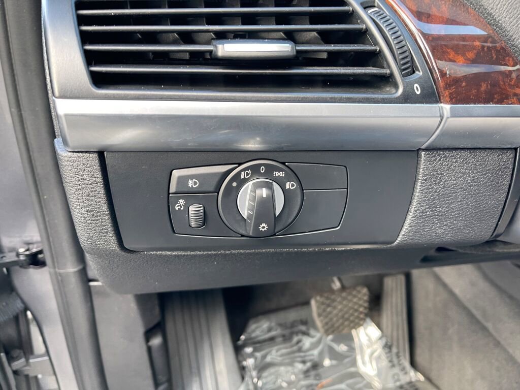 Used 2011 BMW X5 xDrive35i image 22