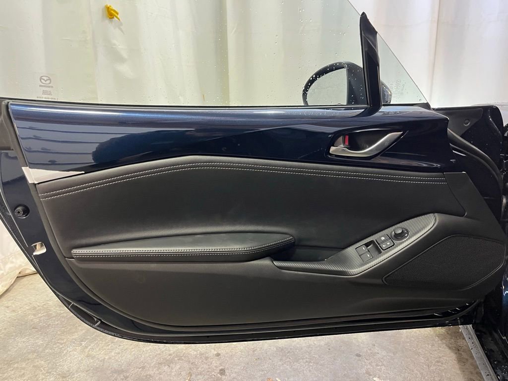 New 2026 MAZDA MX-5 Miata Club w/ Weather Package RWD image 17