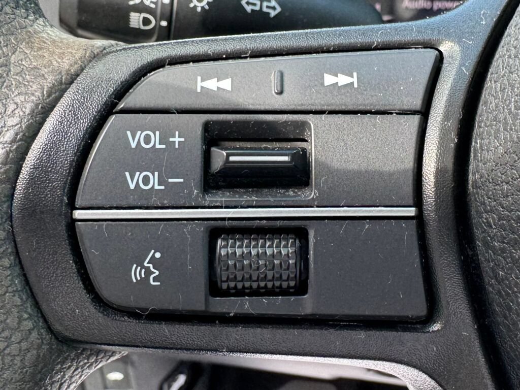 Used 2023 Honda Accord EX image 25