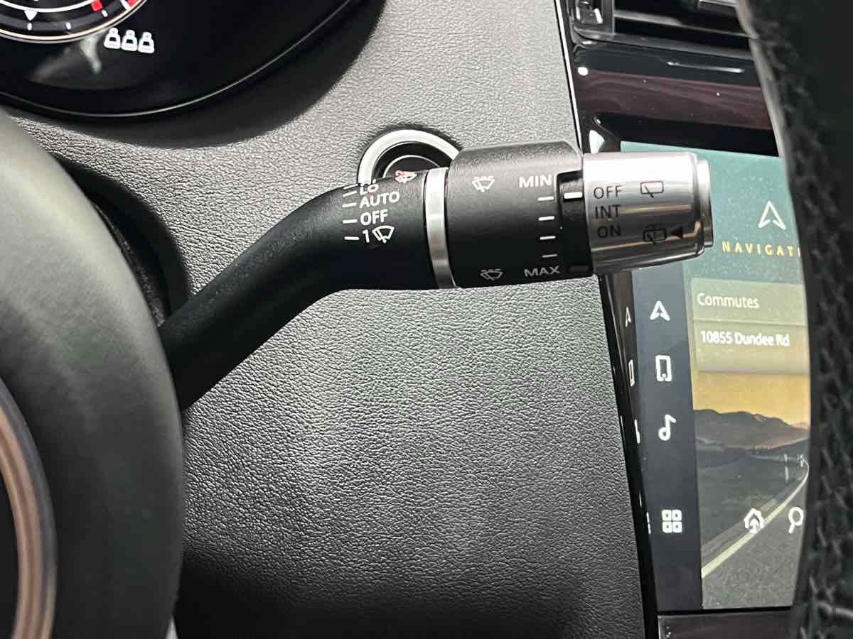 Used 2021 Jaguar E-PACE SE AWD/4WD image 17
