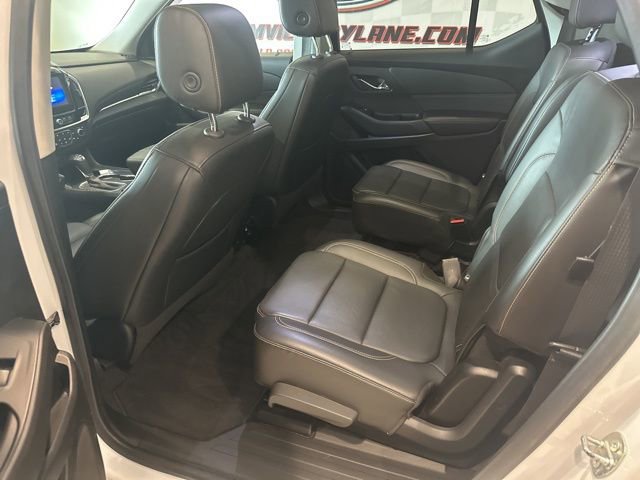 Used 2020 Chevrolet Traverse Premier w/ Redline Edition FWD image 8