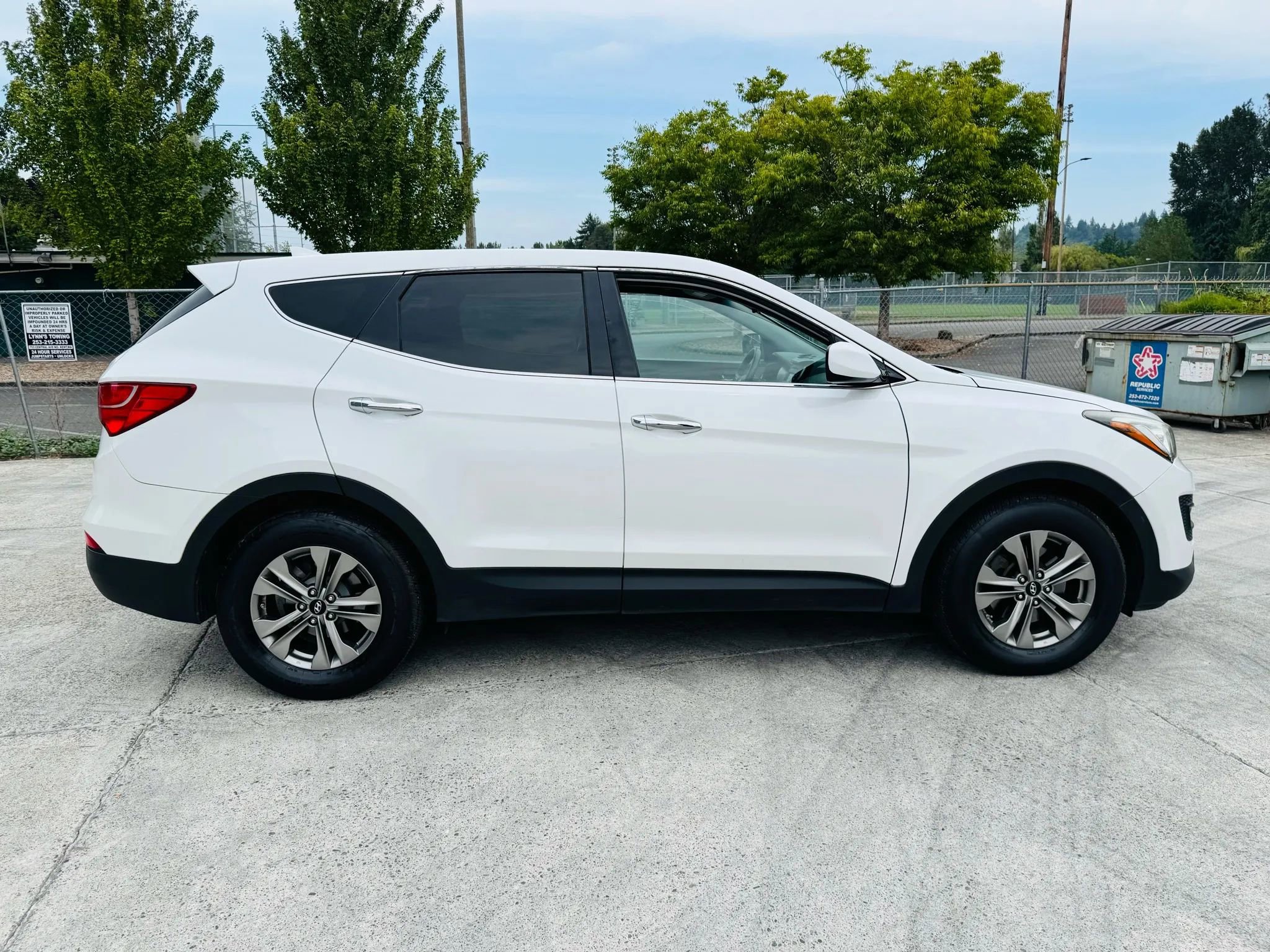 Used 2015 Hyundai Santa Fe Sport image 6
