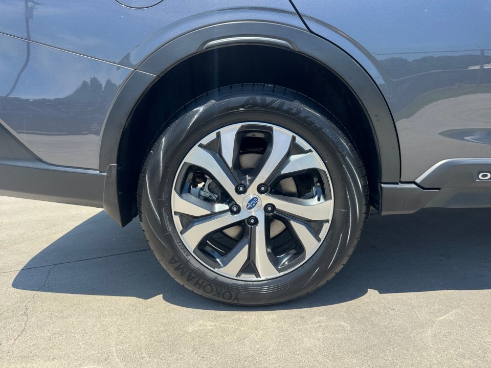 Used 2022 Subaru Outback Limited AWD/4WD image 27