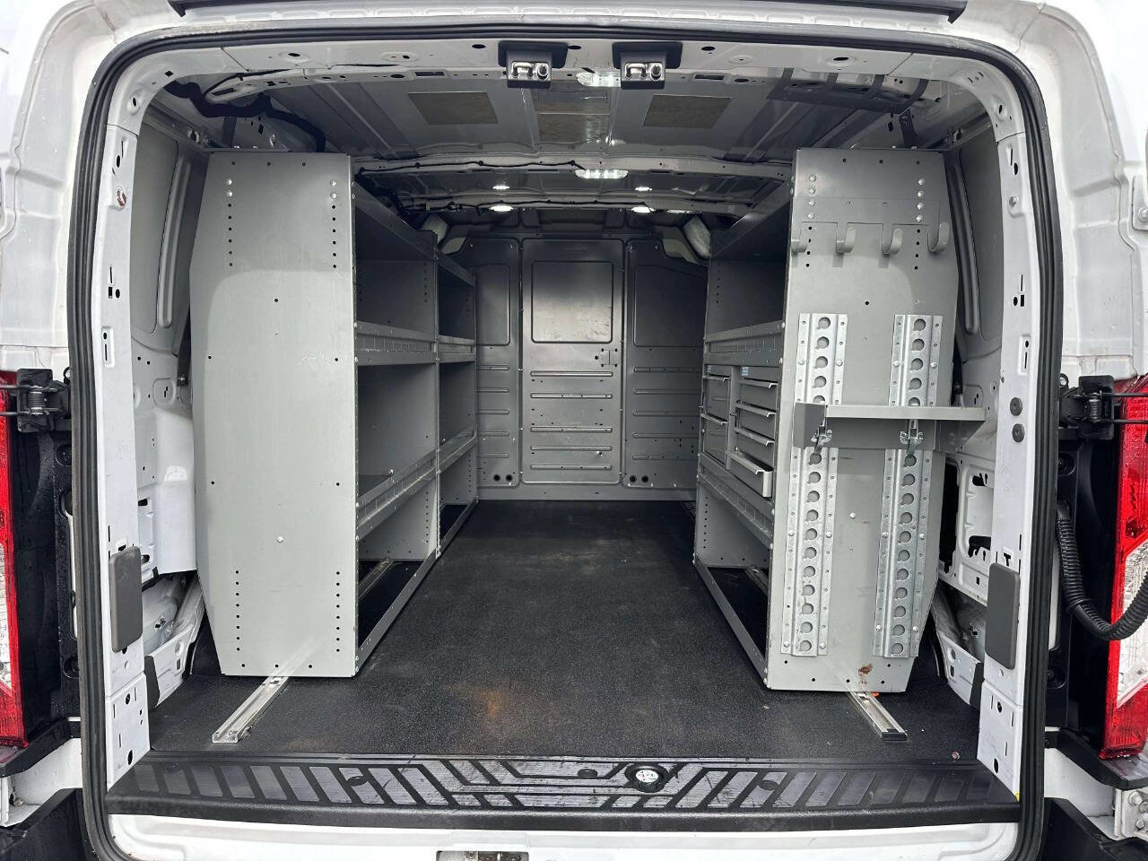 Used 2022 Ford Transit 150 Low Roof AWD image 13