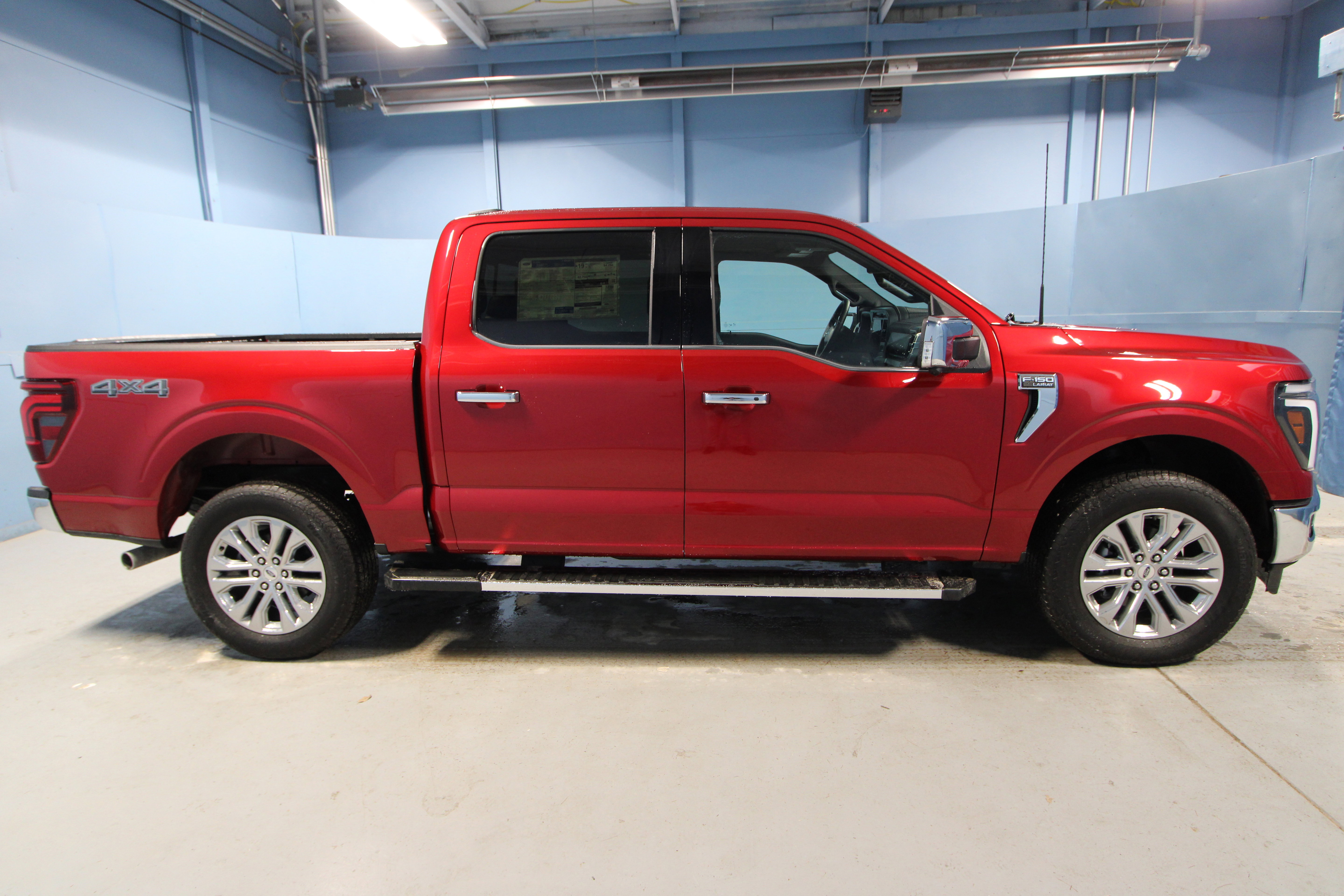 New 2025 Ford F150 Lariat w/ Equipment Group 502A High AWD/4WD image 30