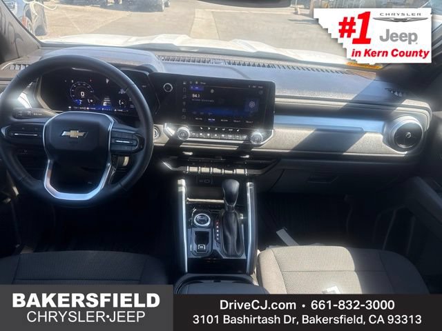 Used 2024 Chevrolet Colorado LT w/ LT Convenience Package II AWD/4WD image 9