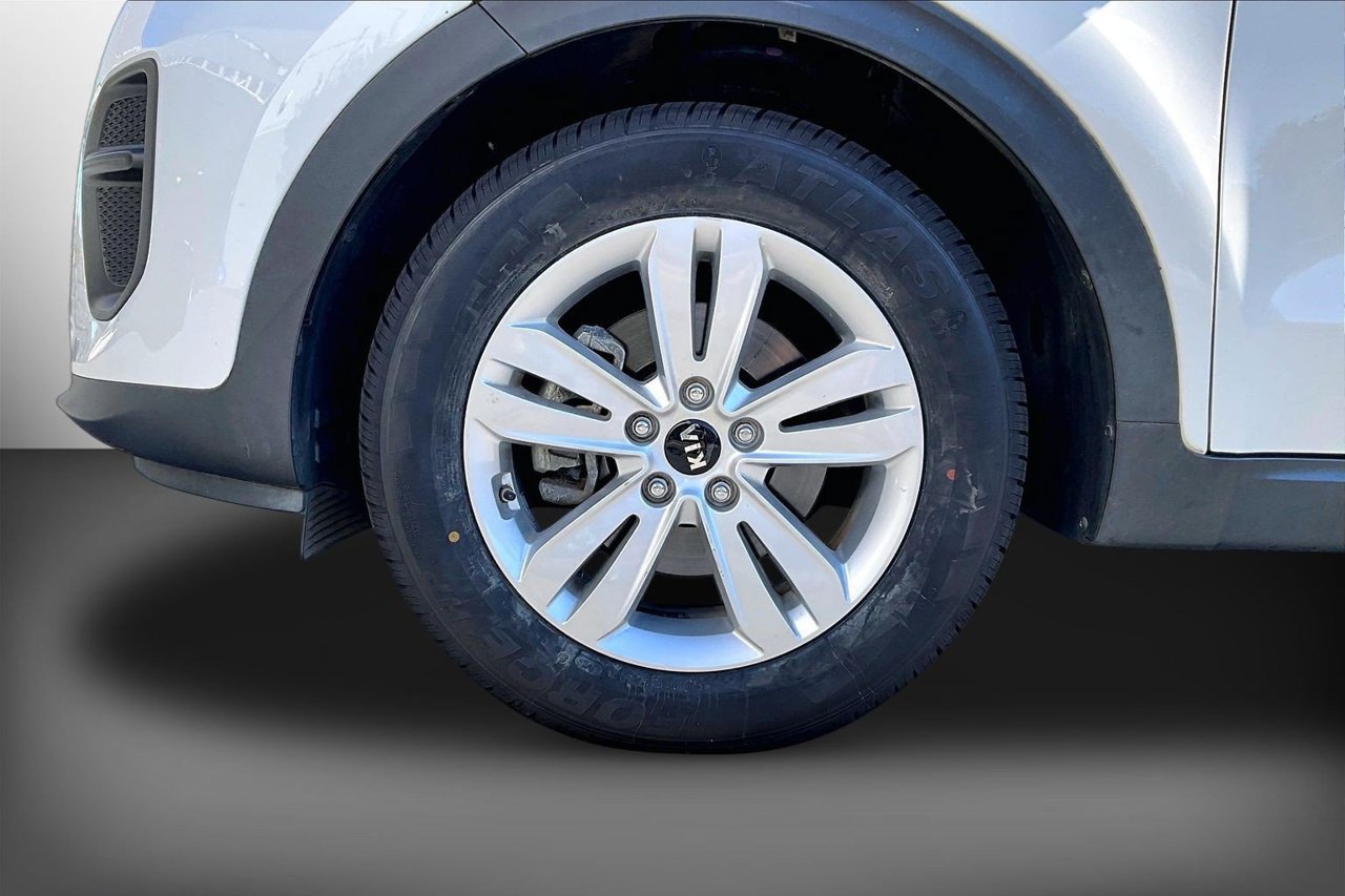 Used 2017 Kia Sportage LX w/ LX Popular Package FWD image 31