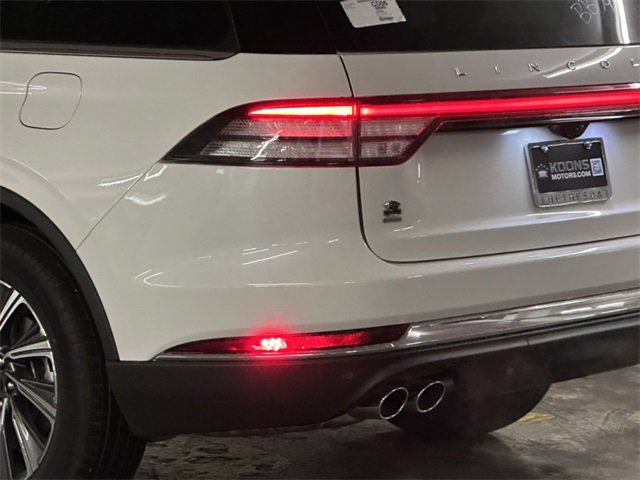 Used 2025 Lincoln Aviator AWD w/ Equipment Group 101A image 6