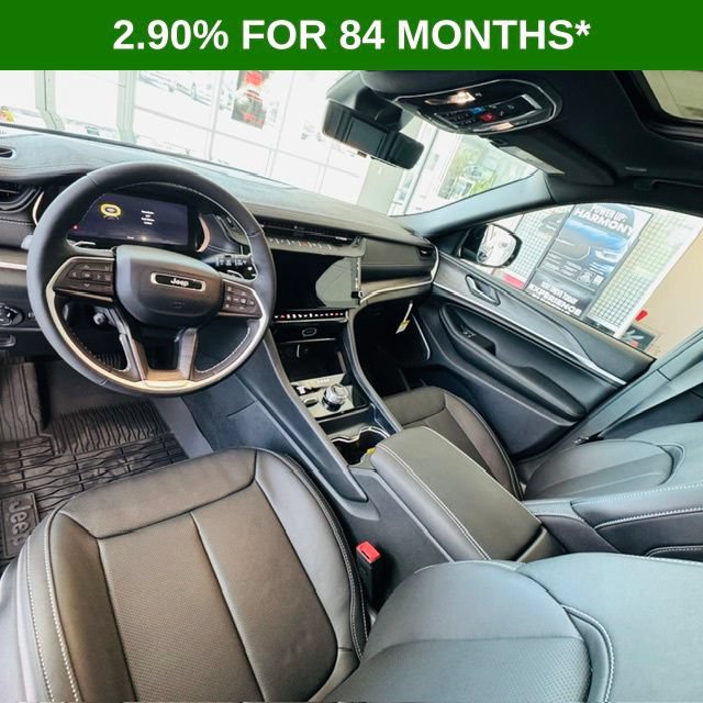 New 2026 Jeep Grand Cherokee Limited AWD/4WD image 5