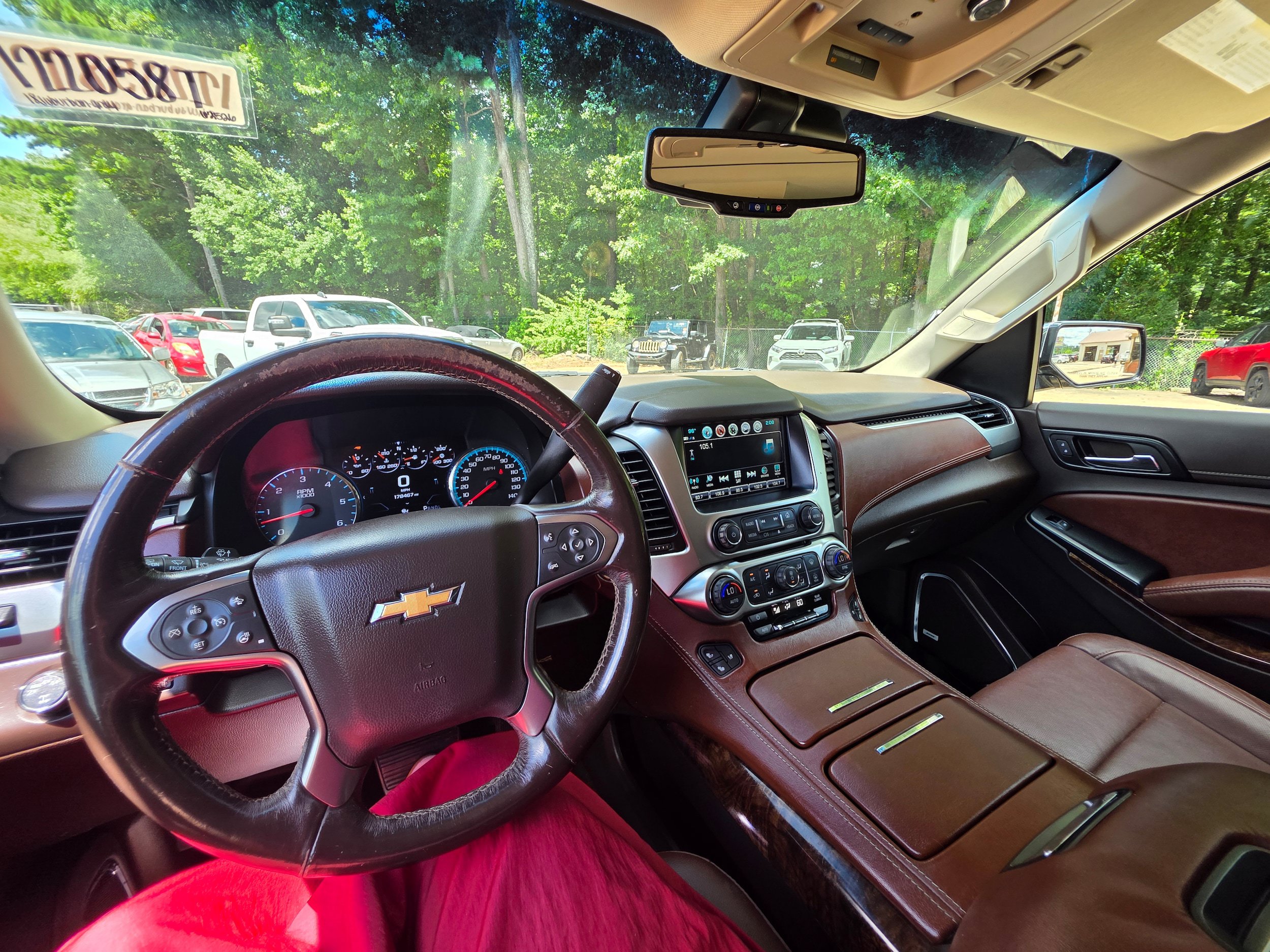 Used 2018 Chevrolet Suburban Premier AWD/4WD image 20