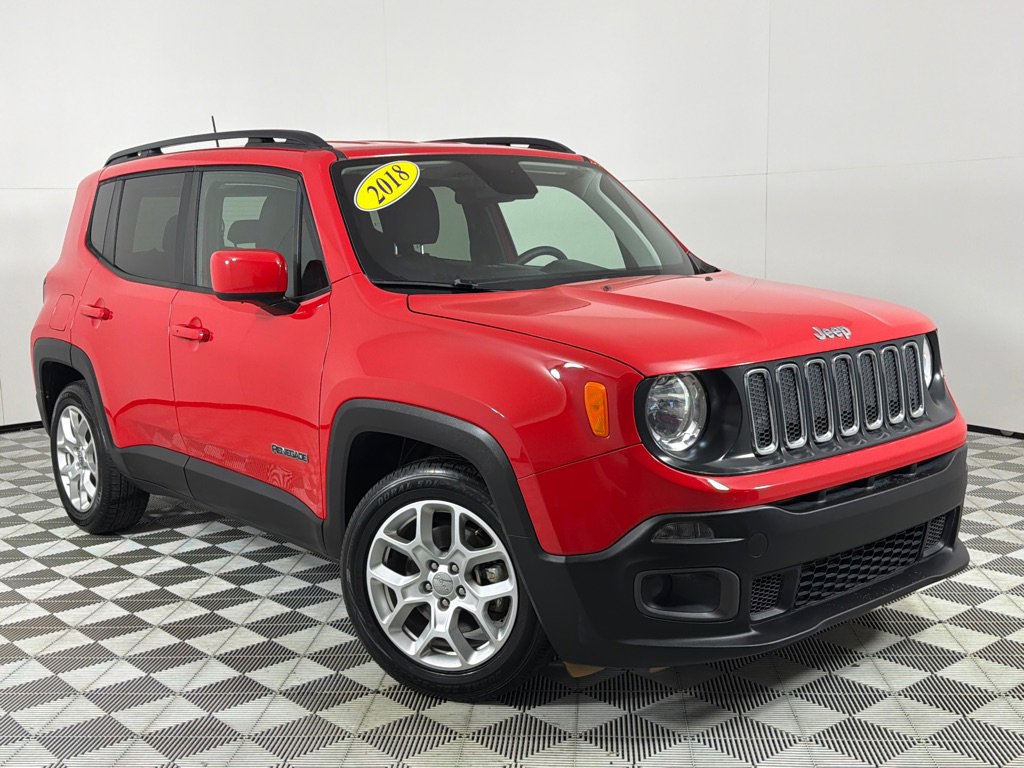 Used 2018 Jeep Renegade Latitude image 2