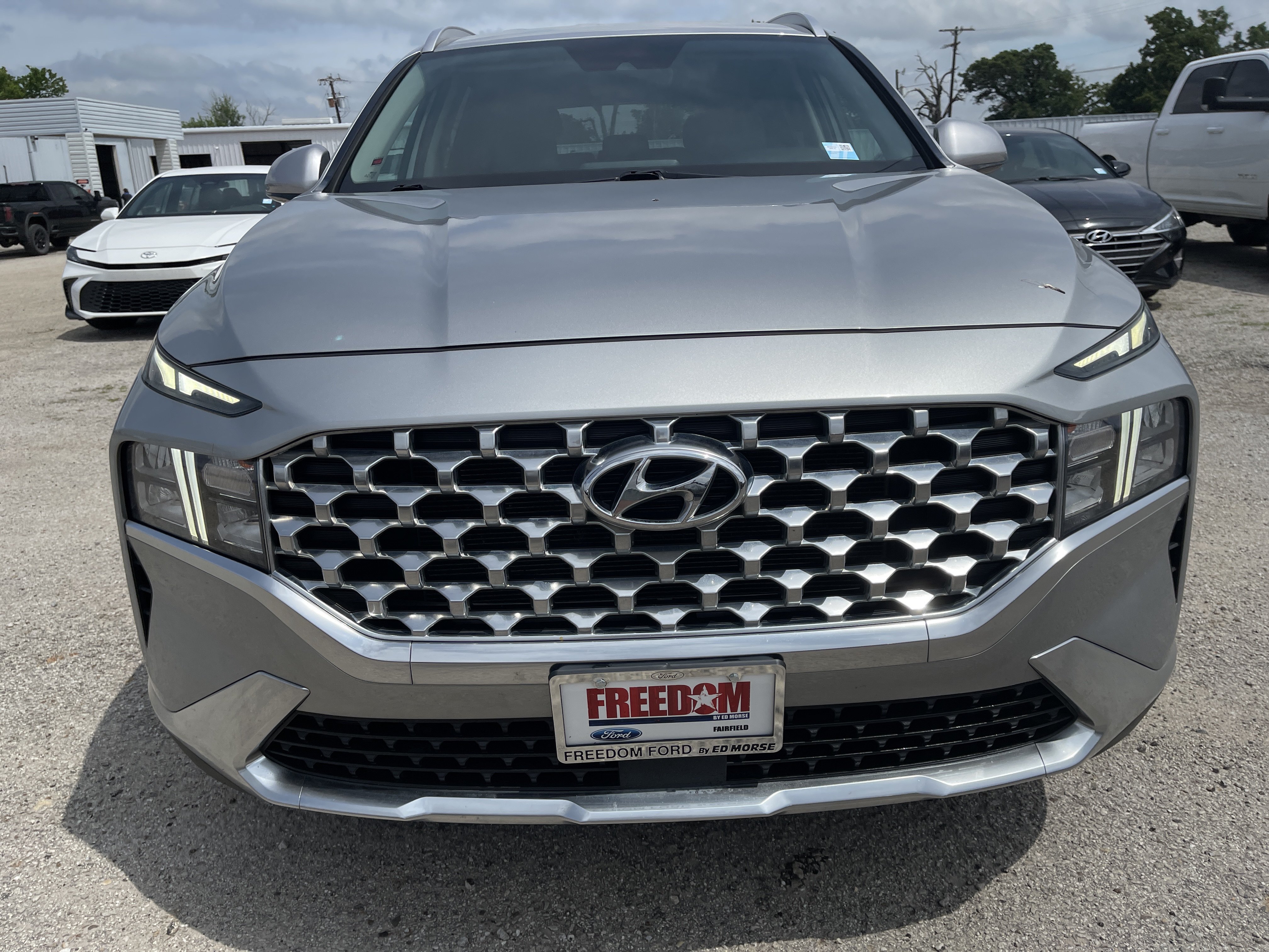 Used 2022 Hyundai Santa Fe SEL FWD image 9