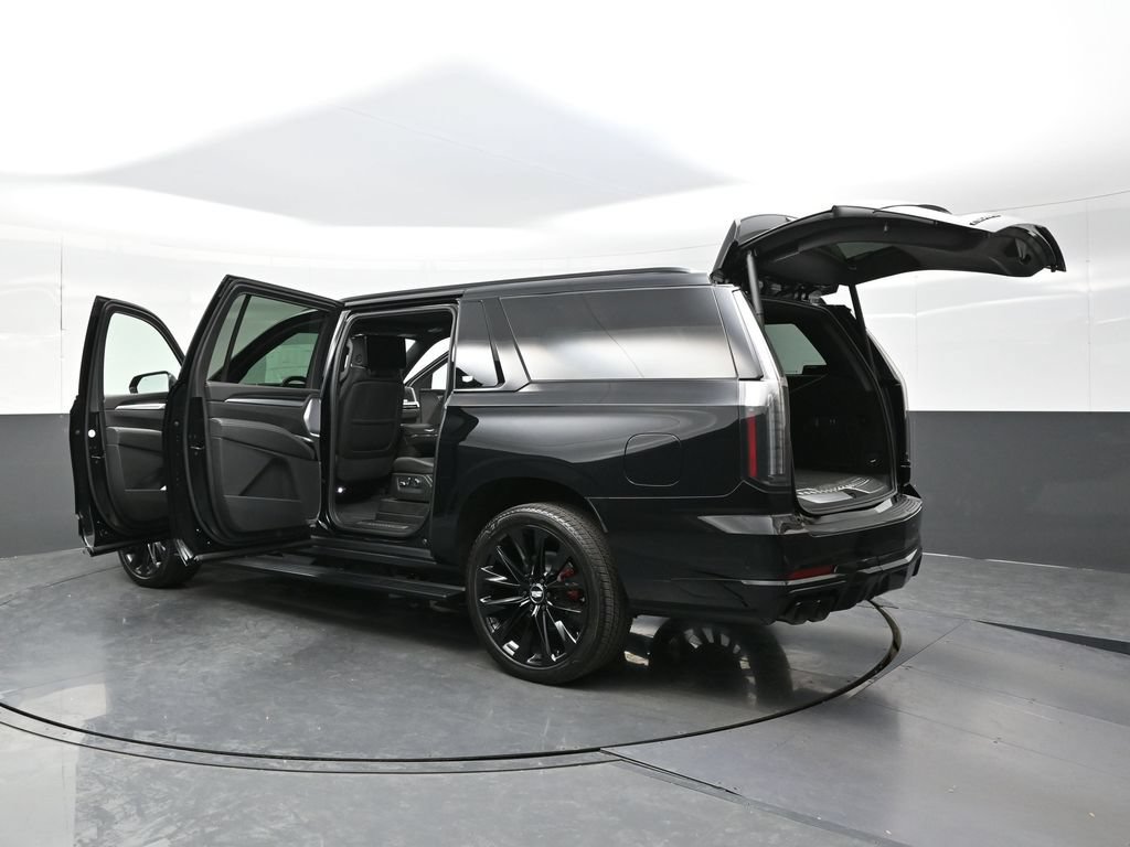 New 2026 Cadillac Escalade ESV V AWD/4WD image 50