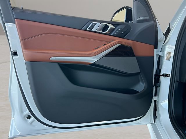 New 2026 BMW X5 sDrive40i w/ M Sport Package RWD image 10