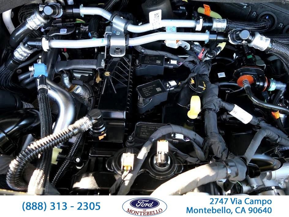 Used 2024 Ford Explorer XLT w/ Equipment Group 202A image 33