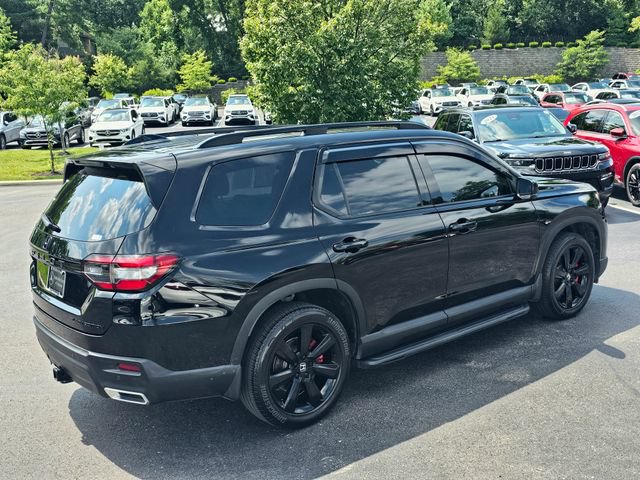 Used 2025 Honda Pilot Black Edition image 8